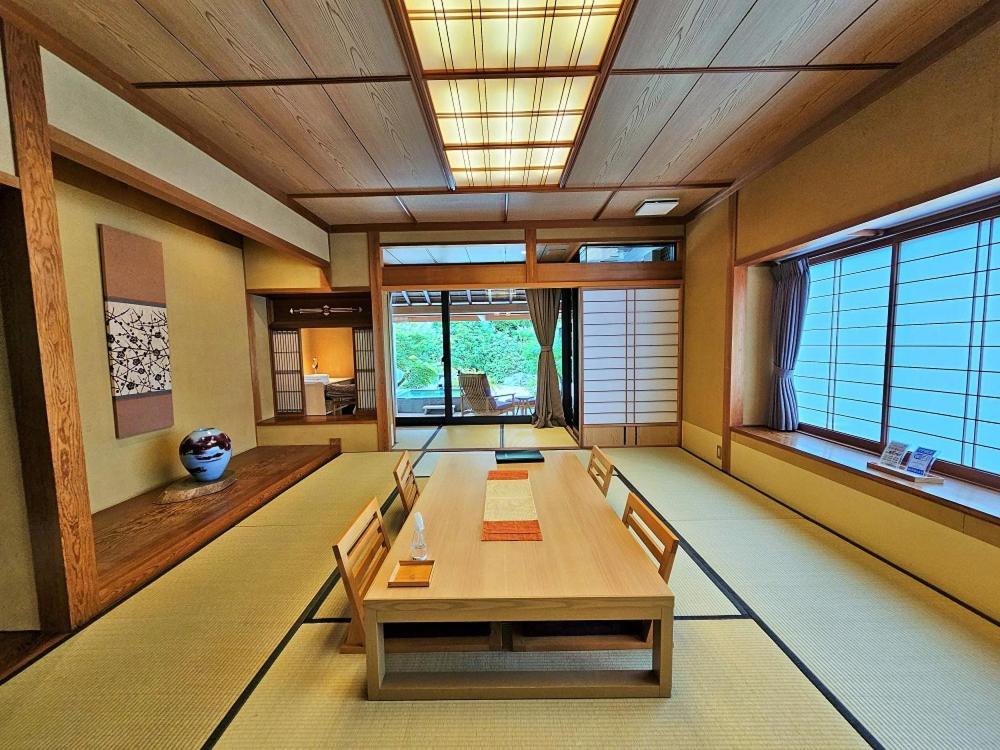 Saginoyusou Hotell Yasugi Eksteriør bilde